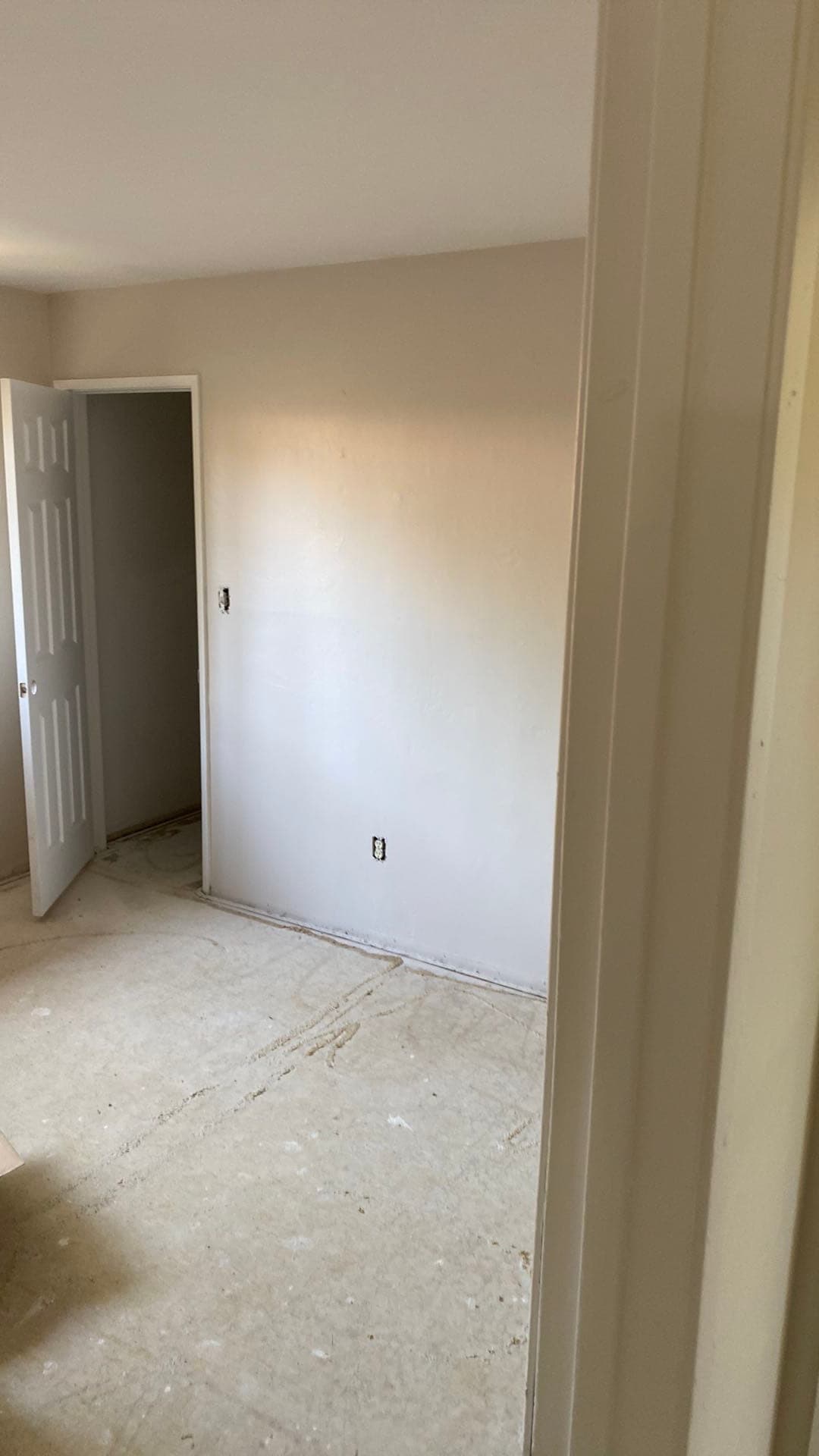 Elk Grove home interior before our cash purchase